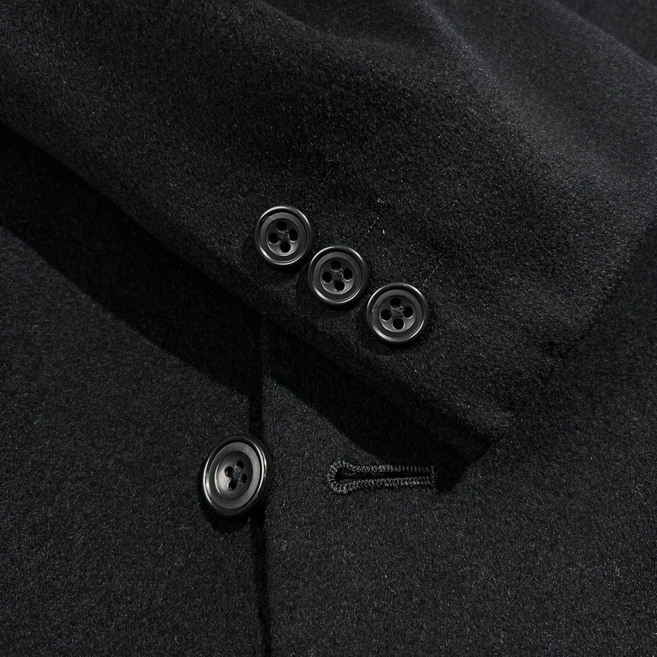 カシミヤ100% LOUISIADE COLLECTION 最高級 2B テーラードジャケット 98-88-175 98AB6 /ブラック系 冠婚葬祭 フォーマル 紳士