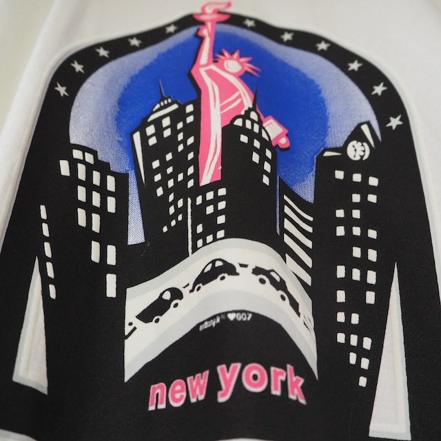 NEW YORK の tee