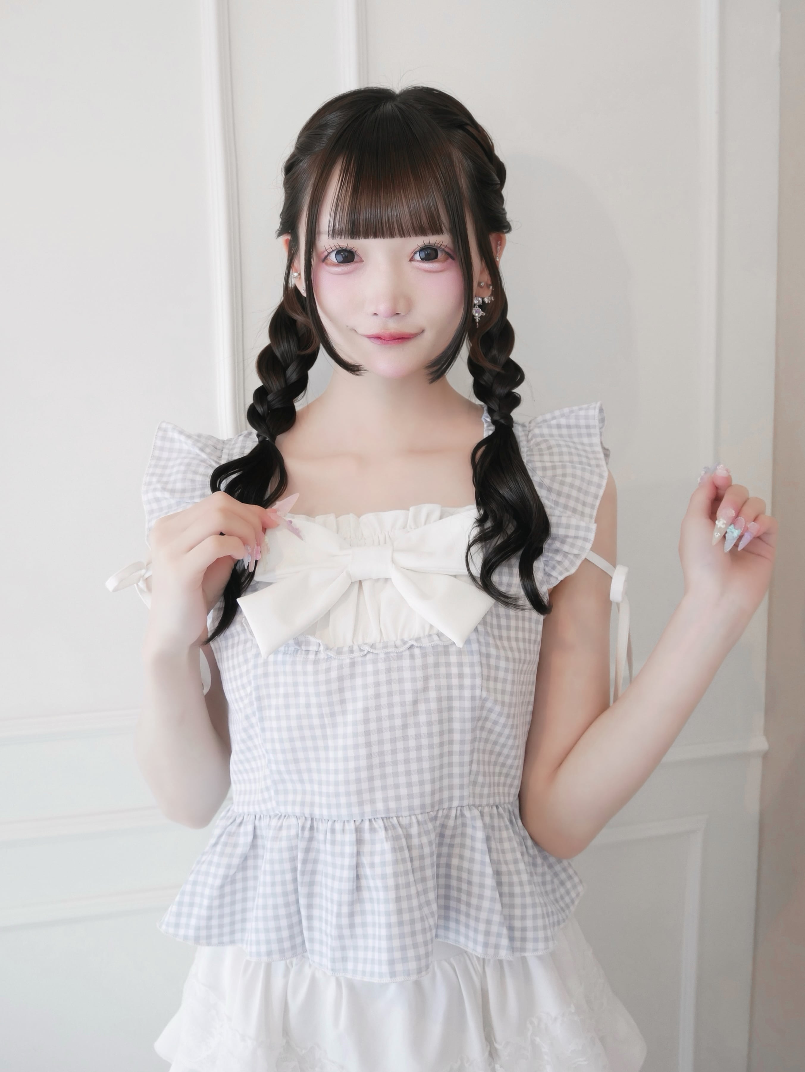 frill ribbon blouse