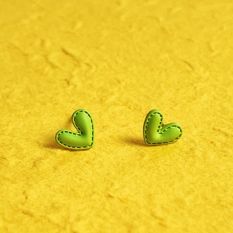 Heart-shaped Leather Stitch Earrings ‐1col‐ A0483