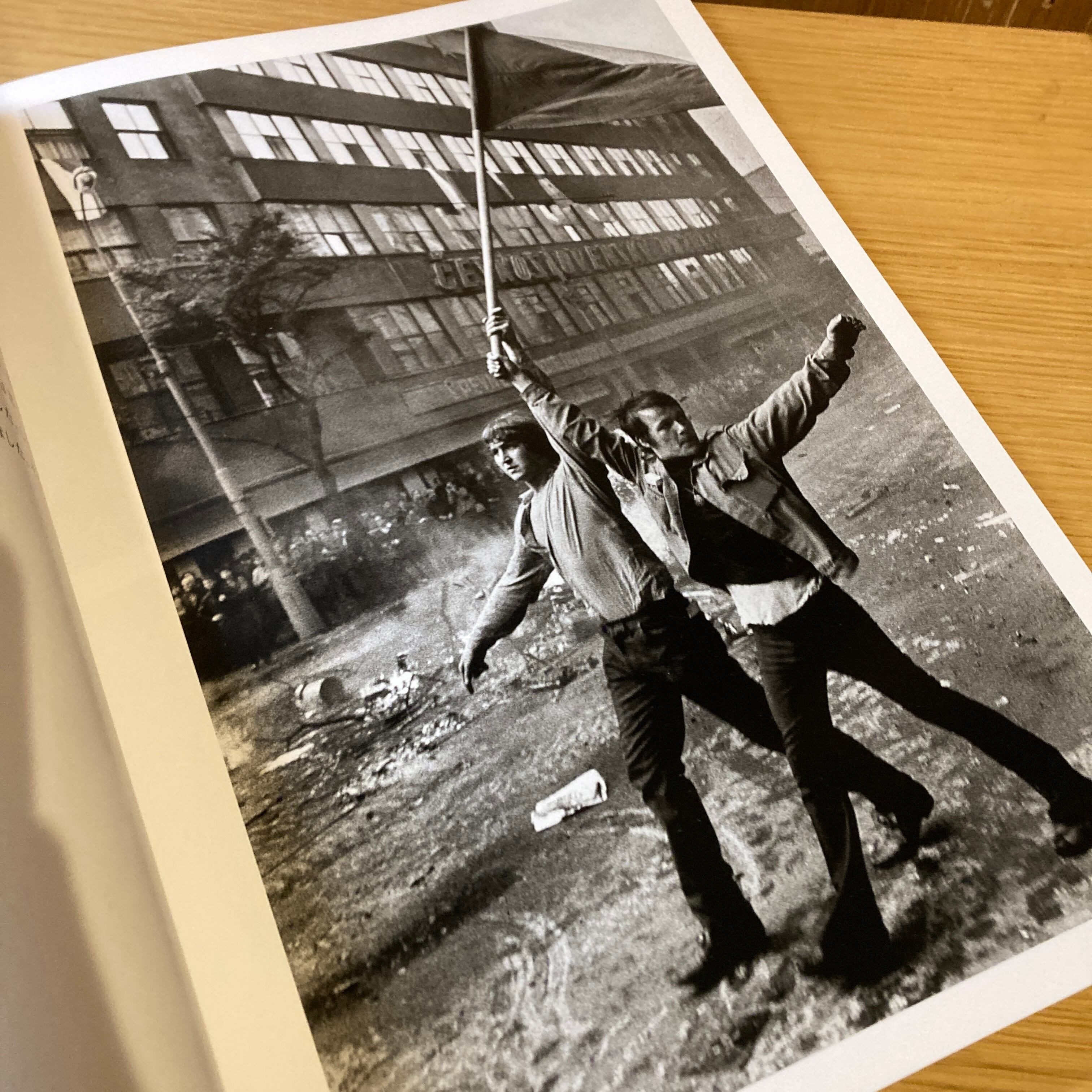 ジョセフ・クーデルカ プラハ侵攻 1968 | 百年