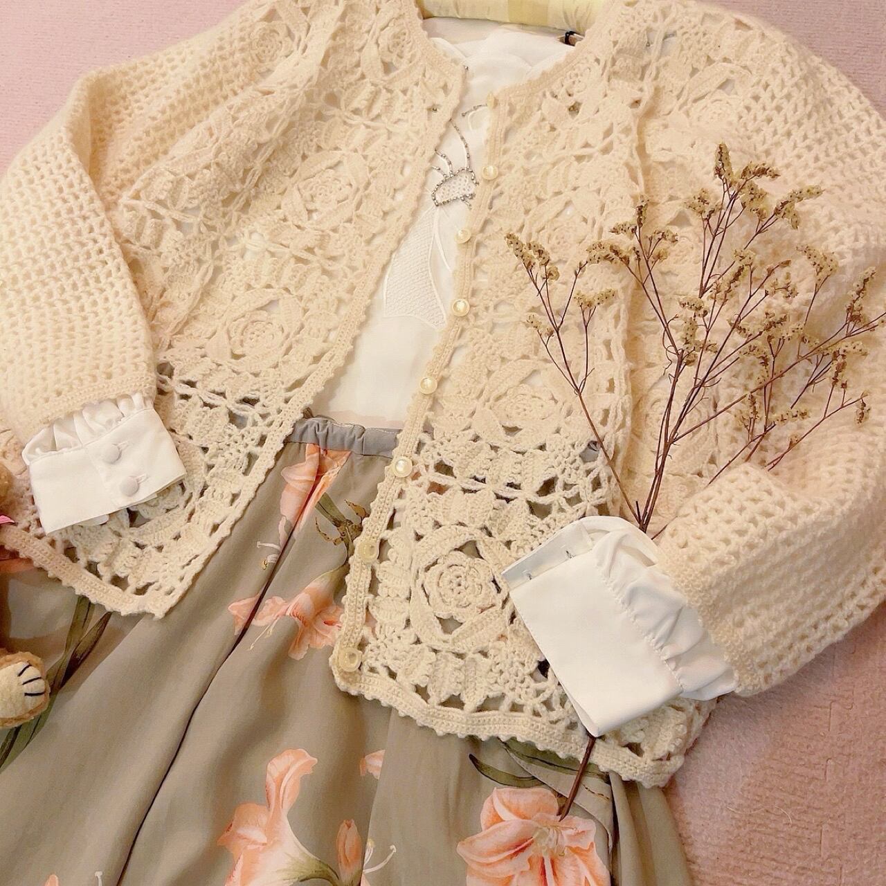 openwork motif knit cardigan