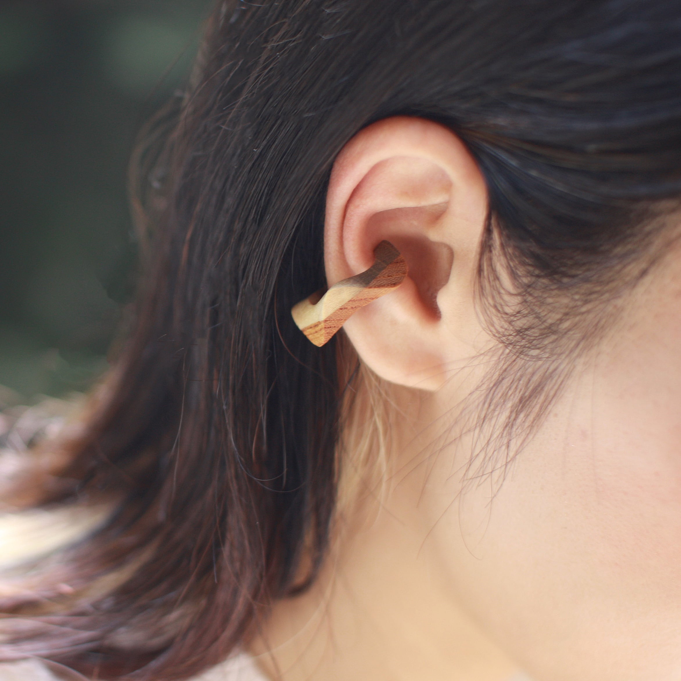 イヤリング　　ウッド製・カジュアル 楽天市場】【最大10％OFFクーポン！】イヤーカフ 日本製 K18GP