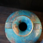 渦巻き耳の青色壺　no.2