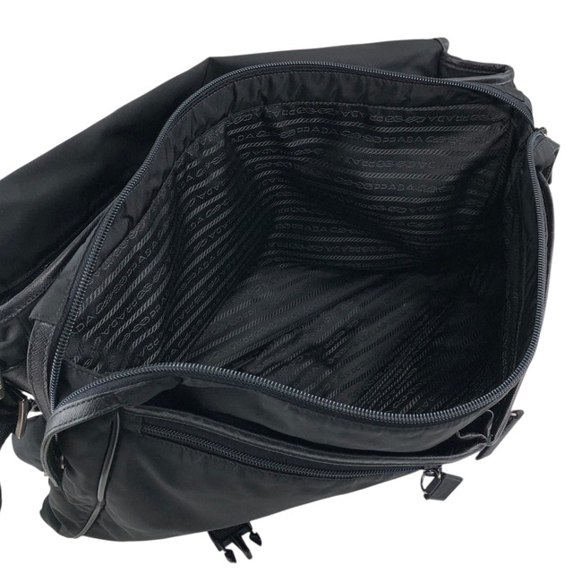 PRADA プラダ ショルダーバッグ ブラック トライアングルロゴ フロントバックル メッセンジャーバッグ vintage ヴィンテージ オールド n6kgte