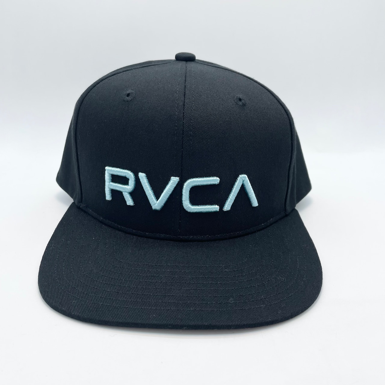 【gifthat別注】RVCA TWILL SNAPBACK