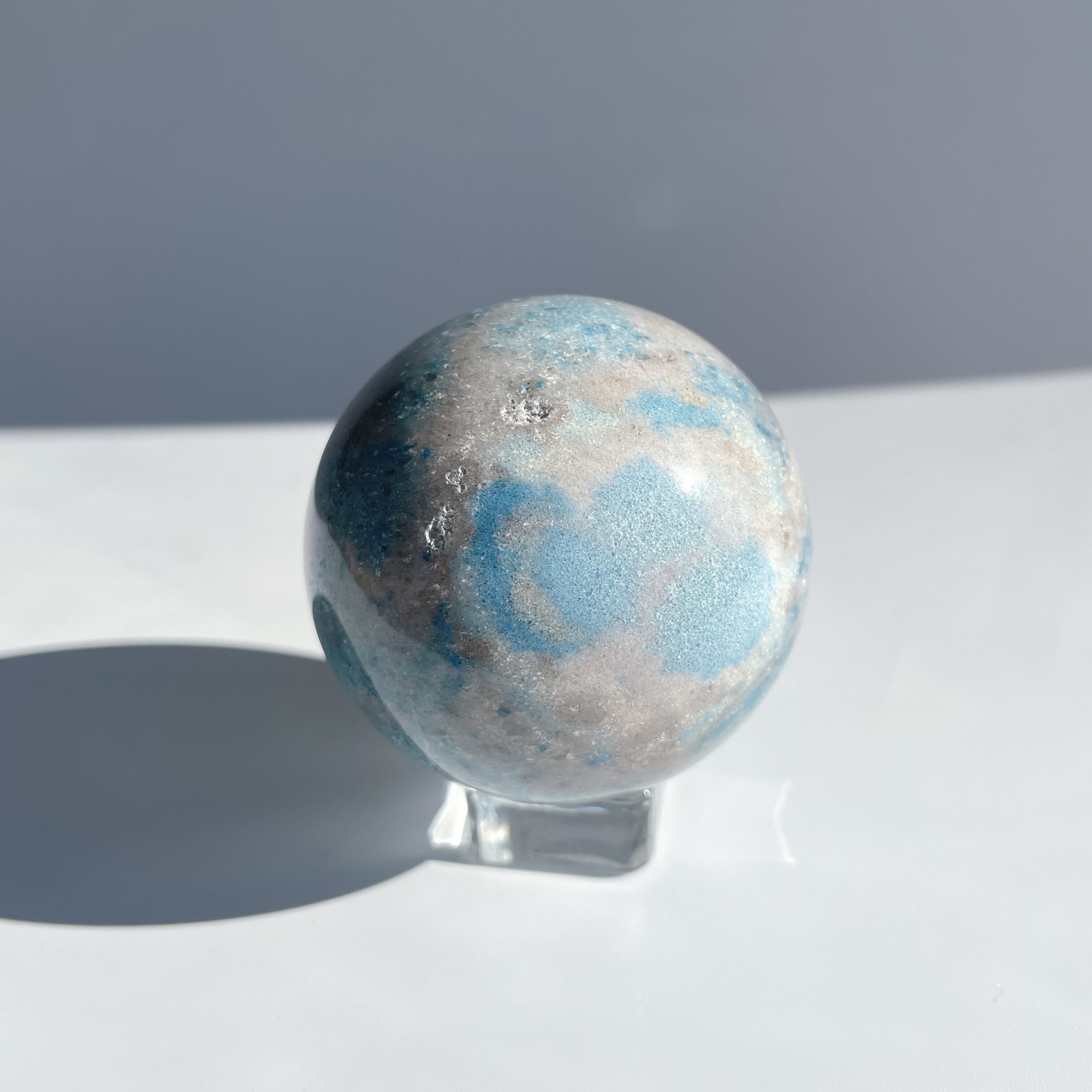 トロレアイトインクォーツ（トロール石）スフィア（丸玉）06