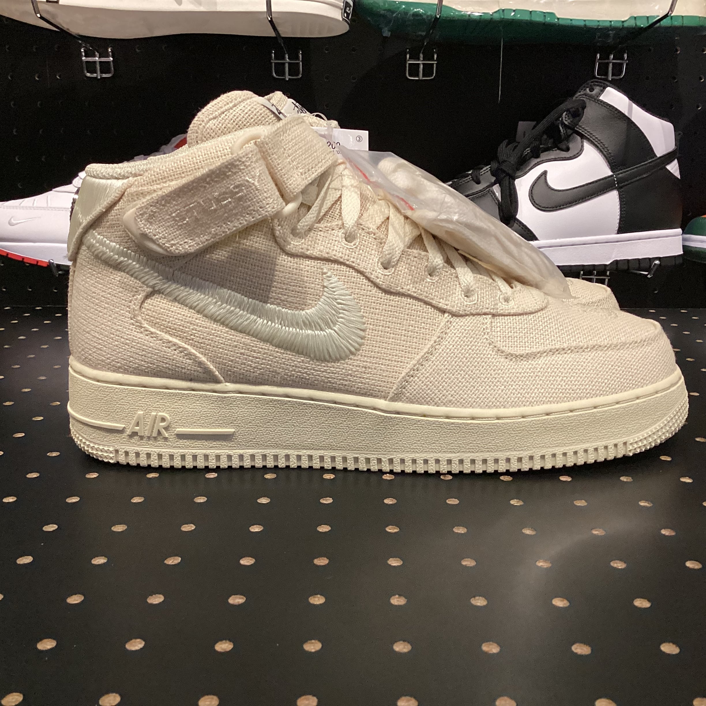 Stussy × Nike AirForce1 Mid Fossil Stone