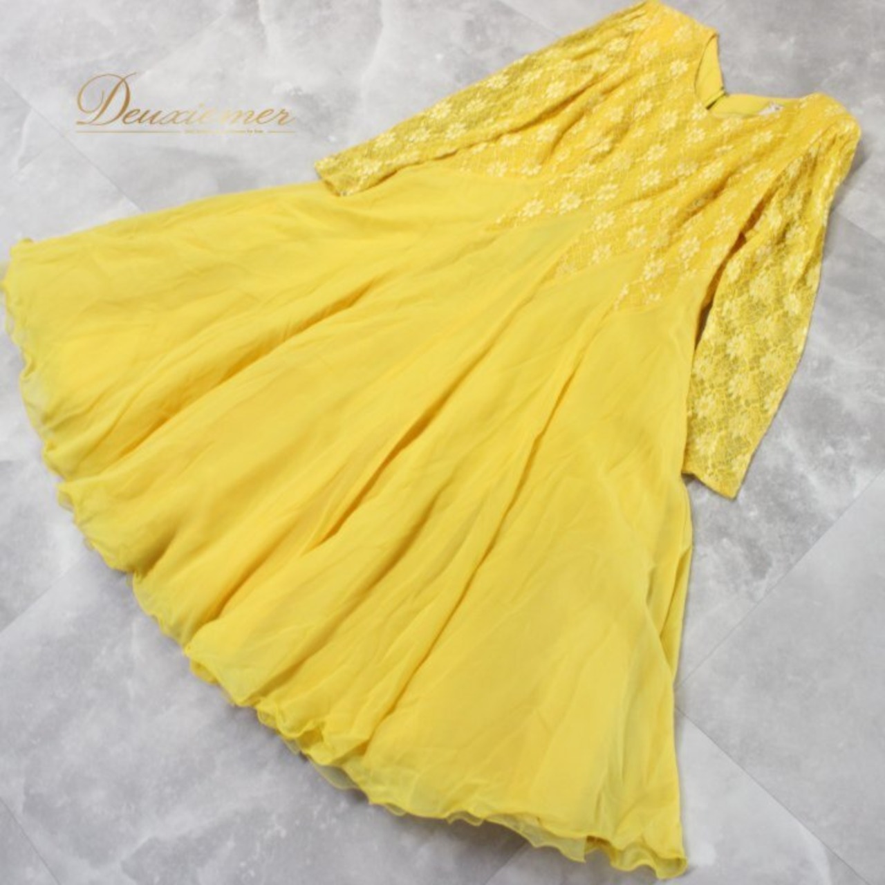 社交ダンス 衣装 スタンダード ドレス ワンピース レッスンウェア パーティドレス lovely dancing レディース イエロー系 花柄 黄色 レース 長袖 日本製 ひざ丈 ドレスワンピース フラワーレース 襟なし 長袖ドレス ラウンドネック Aライン フレアスカート 透け感 きれいめ フォーマル お呼ばれ ダンス衣装 演奏会 発表会 ポリエステル ファスナー デイリー ドレス 秋冬 デモンストレーション マキシ丈風 タンゴ ワルツ 衣装 黒髪映え 爽やかカラー 華やか 黄色ドレス レッスン用