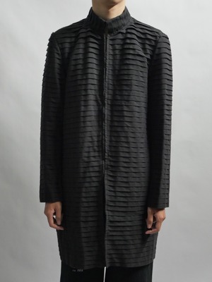 designed frill middle coat