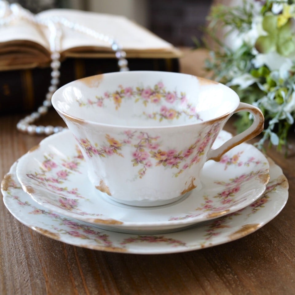 アビランド | antique FEELPORT アンティーク食器の専門店