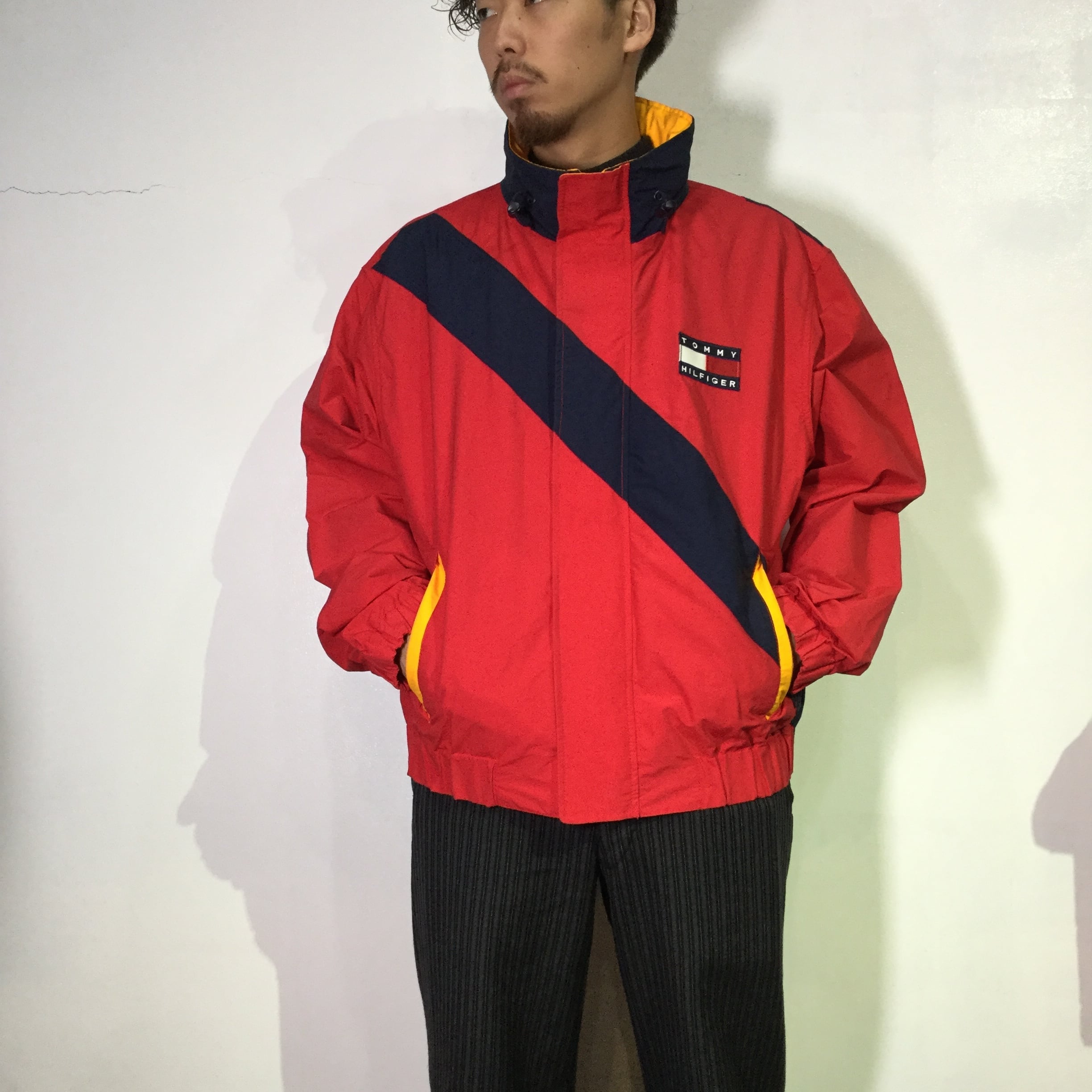 送料無料』90s TOMMY HILFIGER セーリングジャケット L 赤 ブルゾン ...