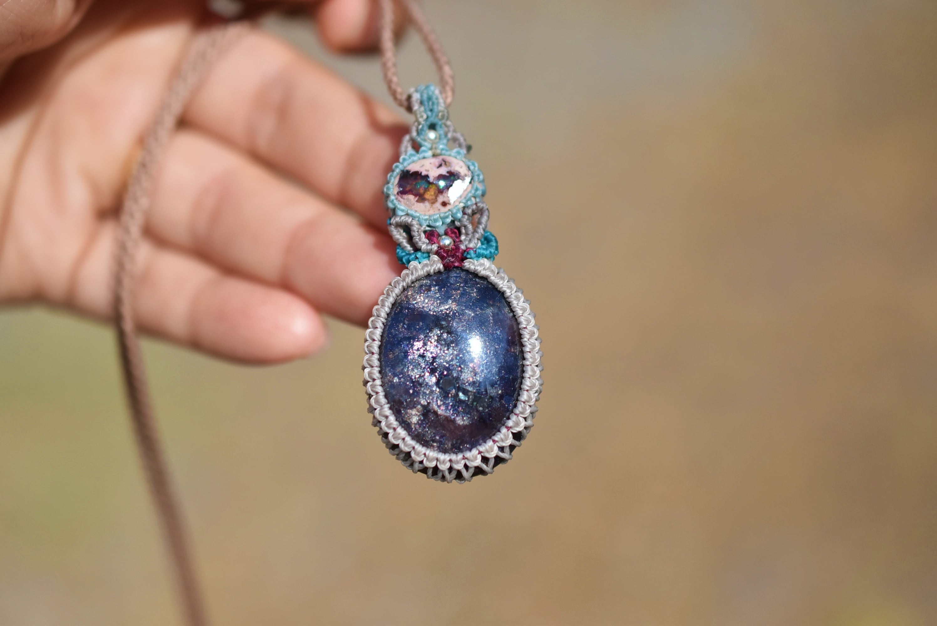 トロピカルブルー☆cantera opal☆アイオライト マクラメネックレス976