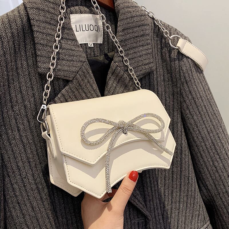 チェーン レッド メッセンジャーバッグ Tiancai_Wing_Bag36829137258