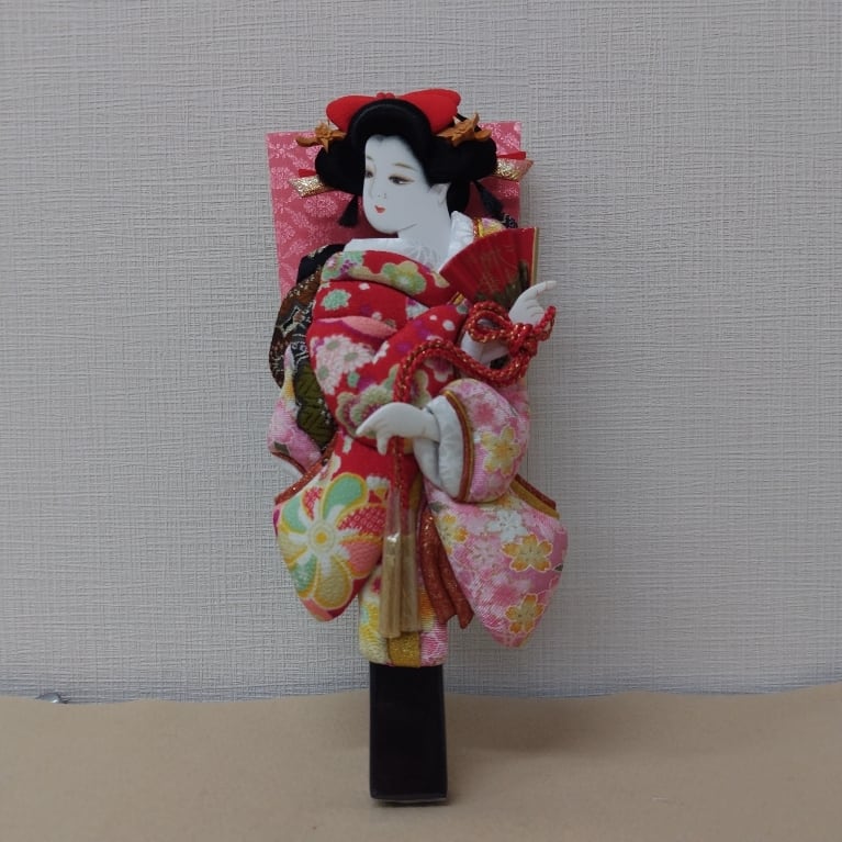 鴻巣の老舗人形店 森田人形製作