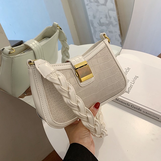 レトロな小さなバッグ女性2020新しいトレンディなファッションワンショルダー脇の下バッグネット有名人ウエスタンスタイルオールマッチメッセンジャーバゲットバッグ Tiancai_Wing_Bag1672799