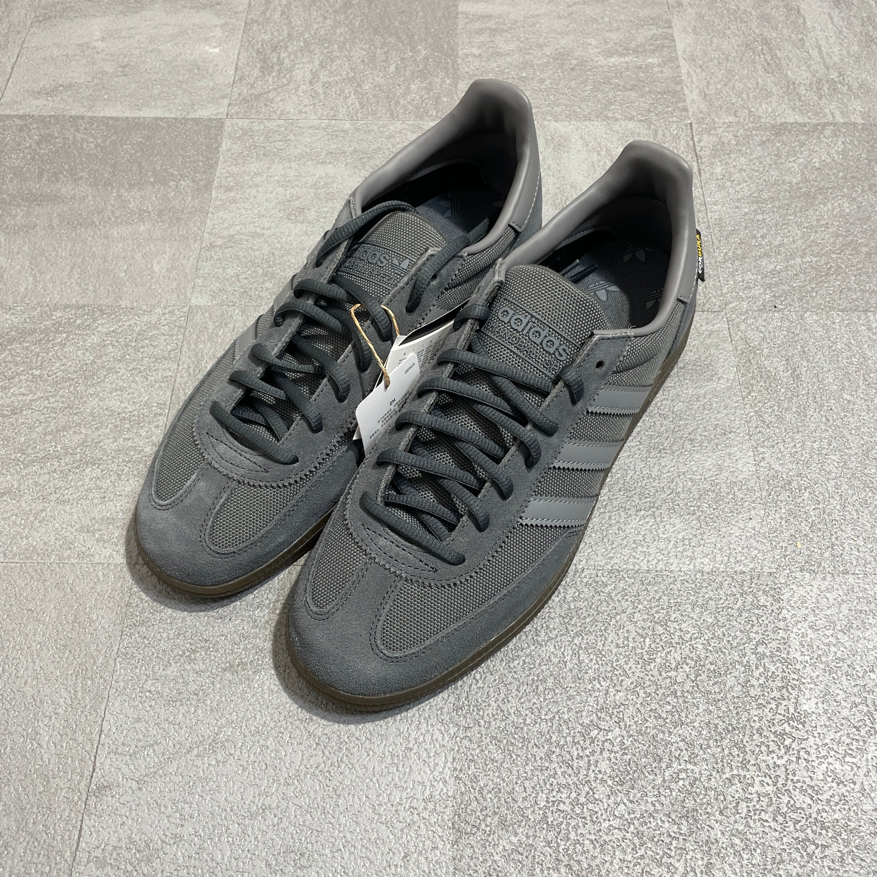 メインカラーブラックグレー新品 CORDURA黒28cm ADIDAS HANDBALL SPEZIAL