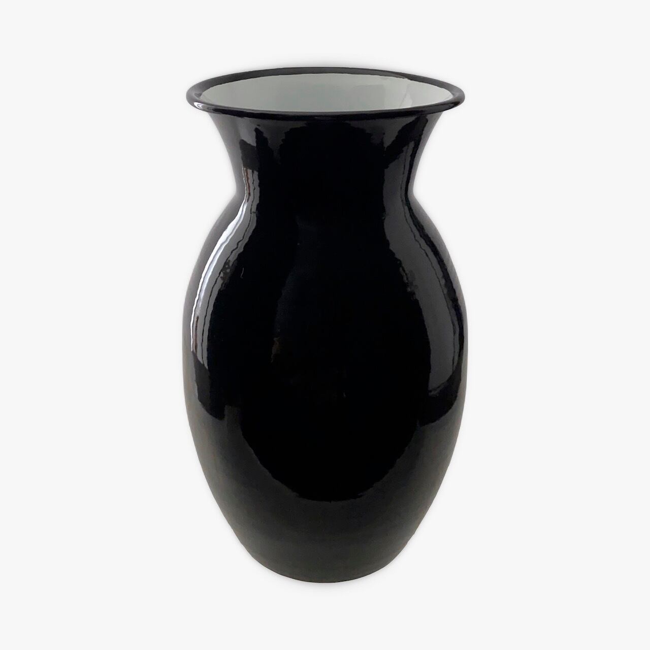 フラワーベース ホーロー ブラック Black Enamel Vase Sensitivity And Boldness