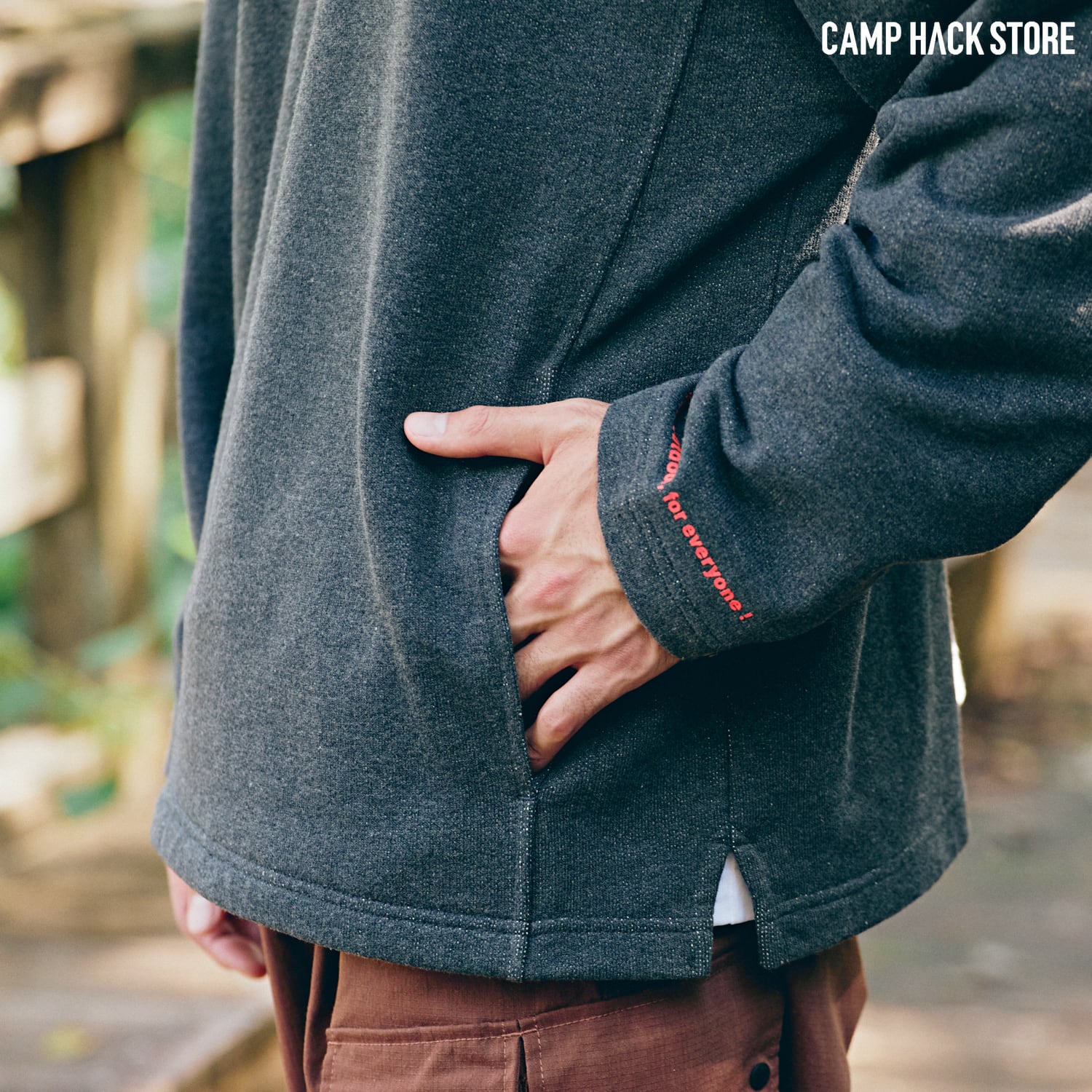 秋冬に役立つ。ロンTみたいに着れる別注スウェット | CAMP HACK STORE