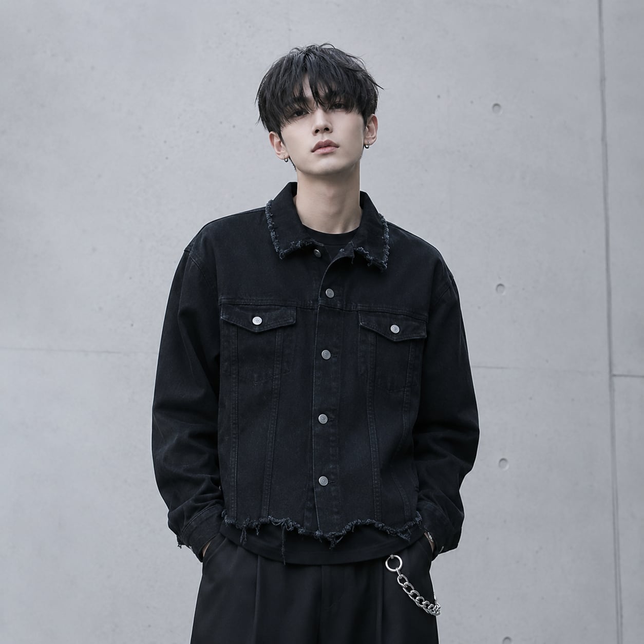 Short Black Denim Jacket 0010
