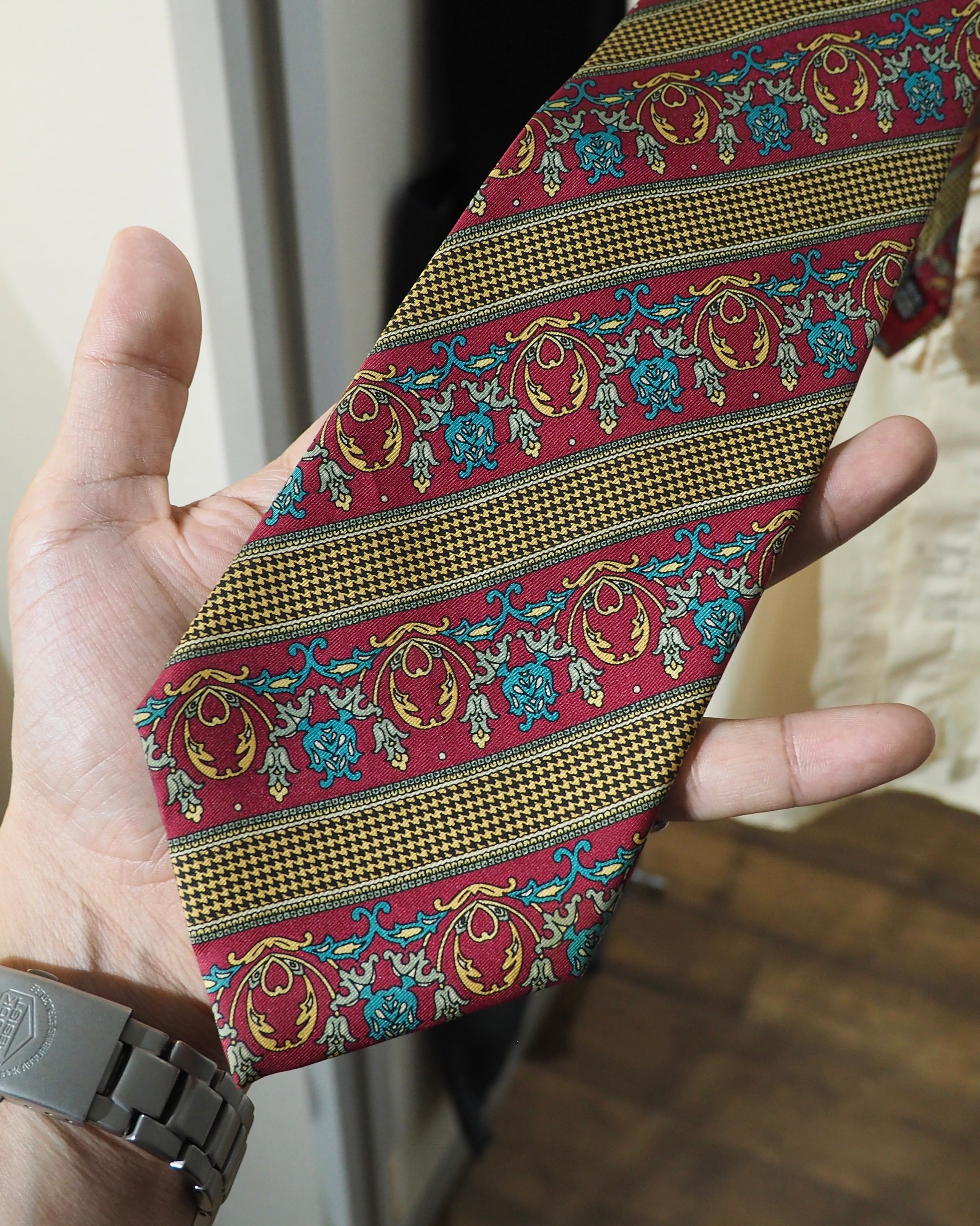 " Old Christian Dior " vintage silk Tie (made in France)