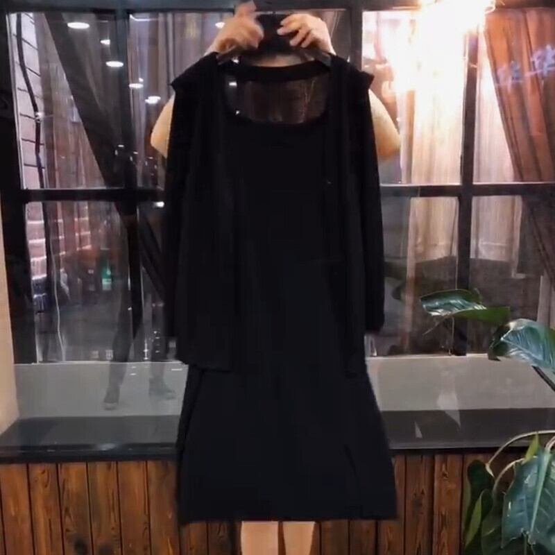 プラスサイズの女性の太った姉妹mm気質ミドル丈のコートとドレス秋の服新しいスタイルの薄い黒のスカート ミックスインファッション63899518472