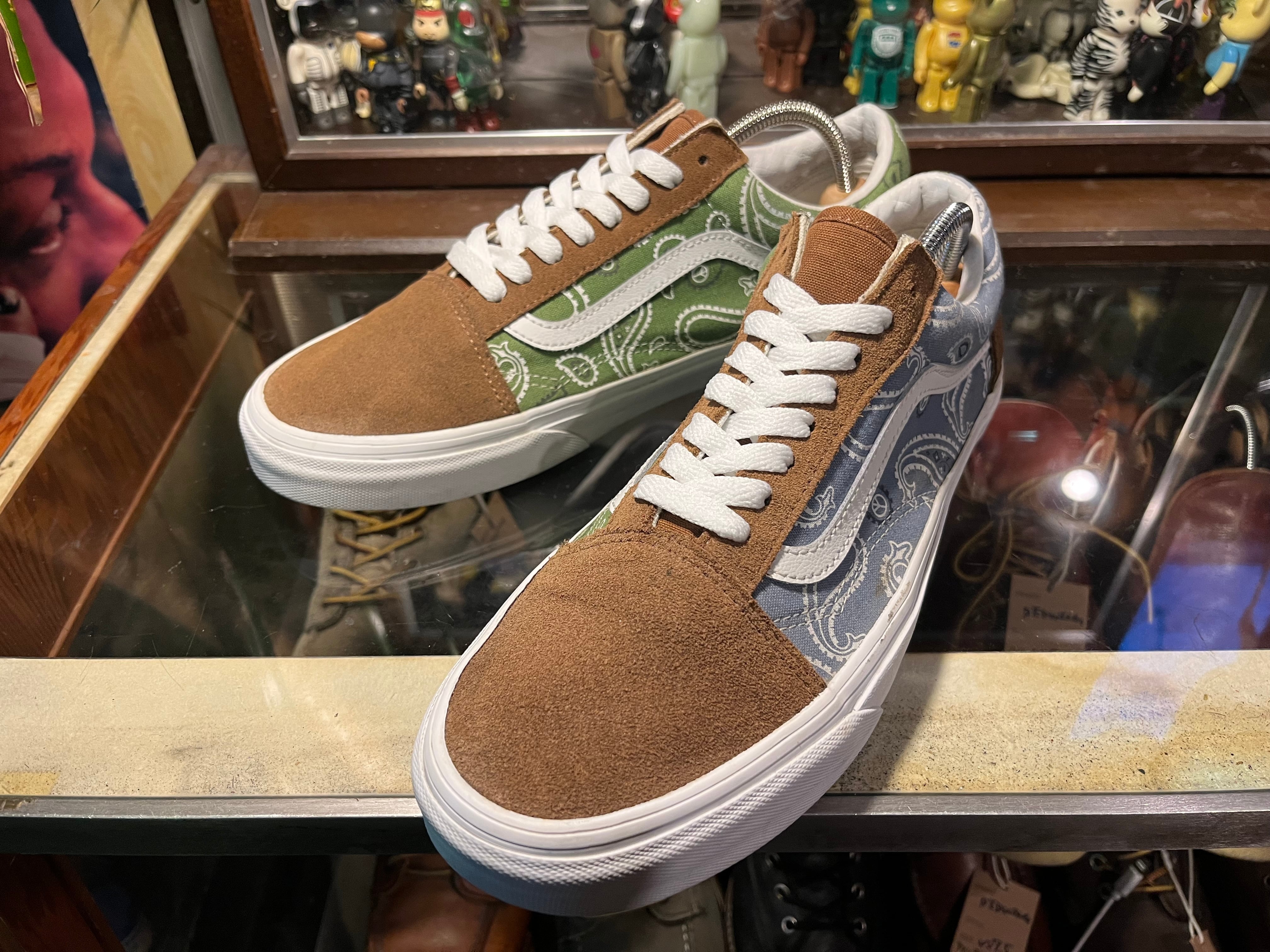 USED SNEAKERS KAI