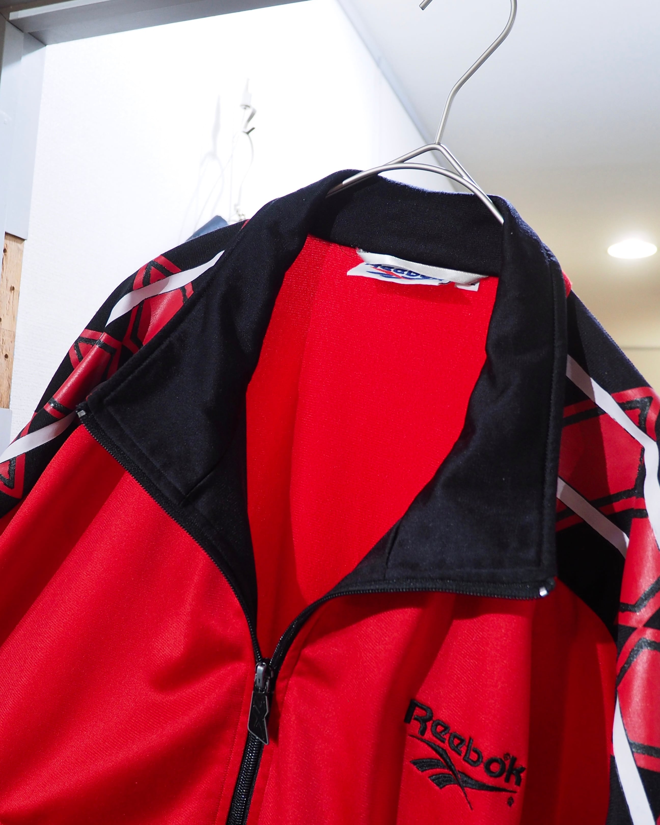 XXL " Old Reebok " Hand painted Custom Over silhouette vintage Track jacket