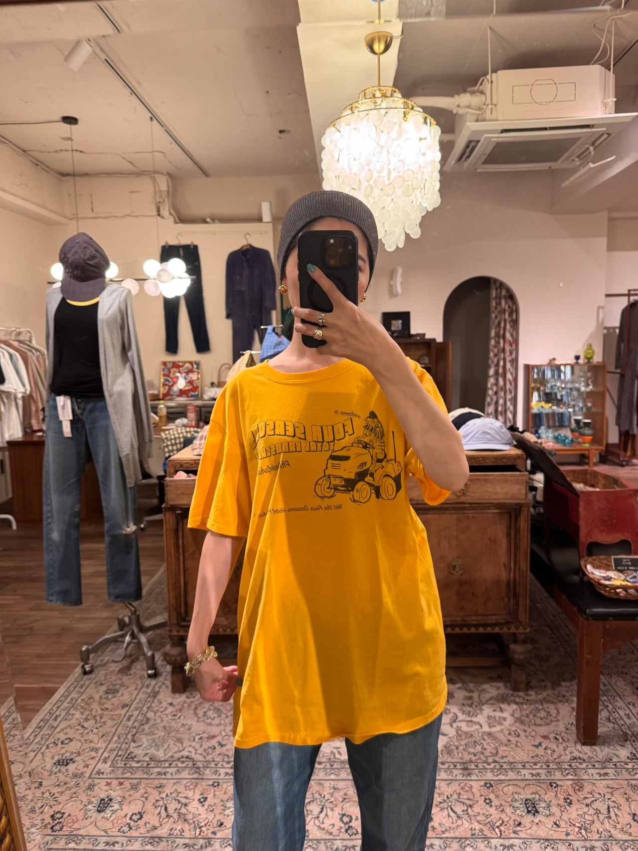 FOUR SEASONS TOTAL LANDSCAPING Tシャツ