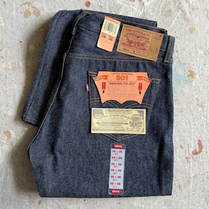 1990s Levi's 501 W38L36 Deadstock Z12