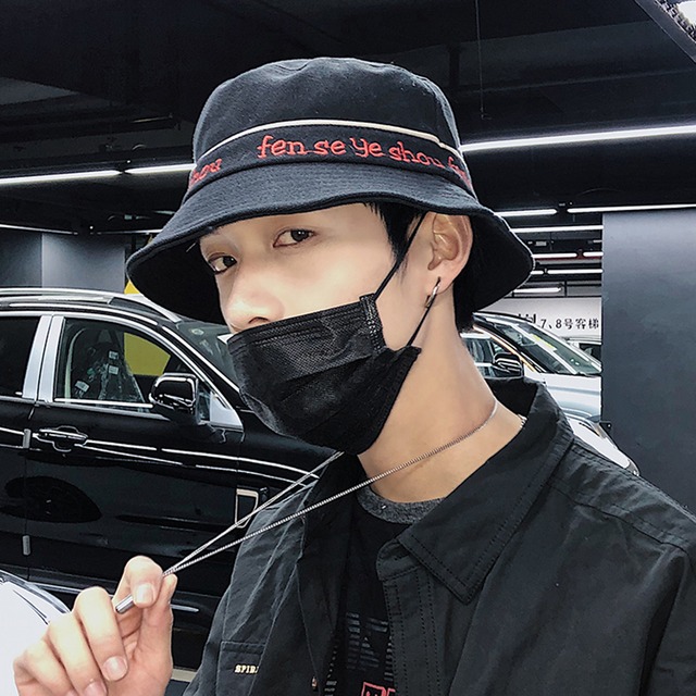 カジュアルレッドスプリングオータム 帽子 春物 秋物 ブラック・アイド・ピーズ95921755505