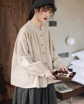 やわらかコットン ノーカラーギャザーブラウス