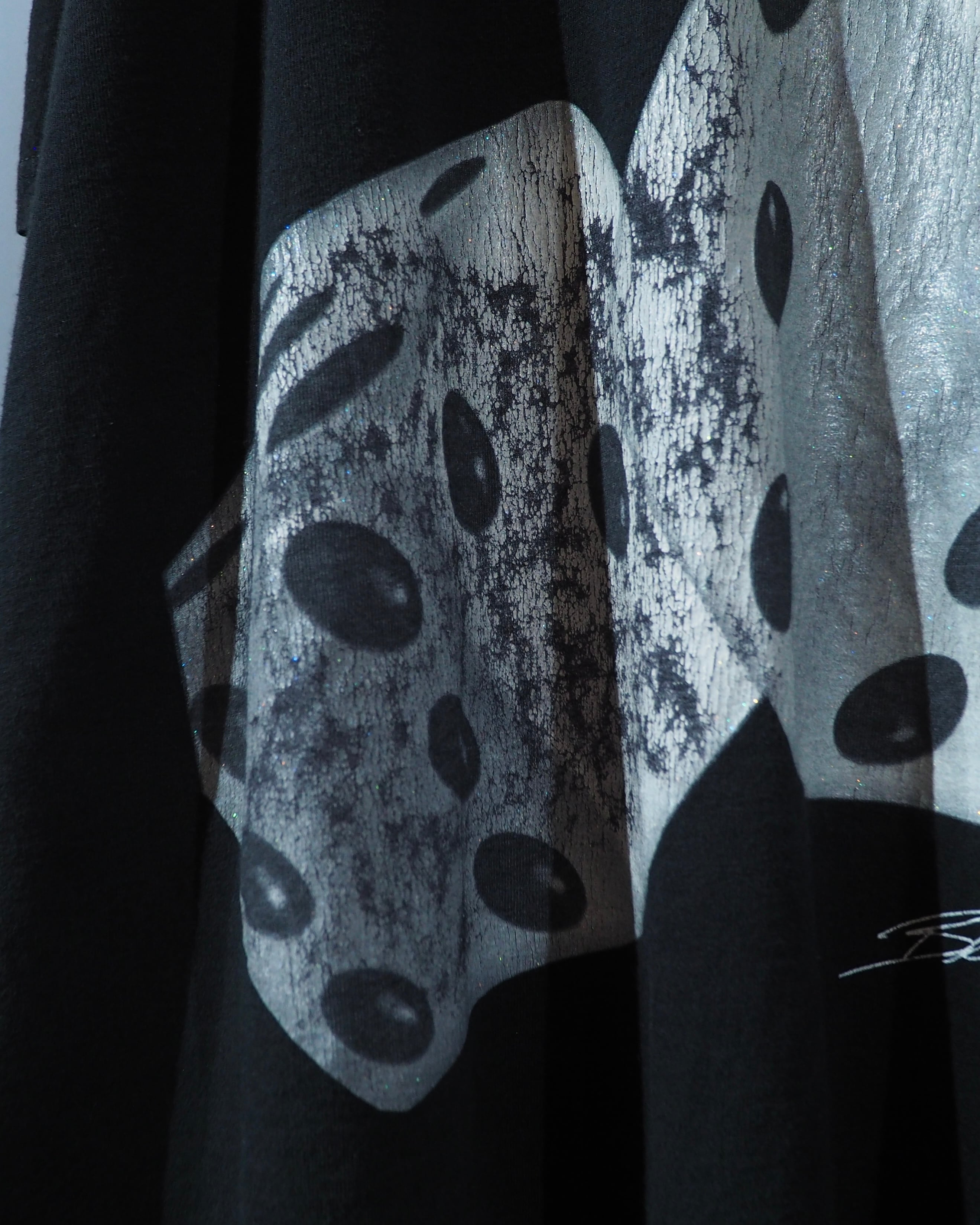 ” Craps - Hand throwing the Dice ” Graphic printed Over silhouette Tee