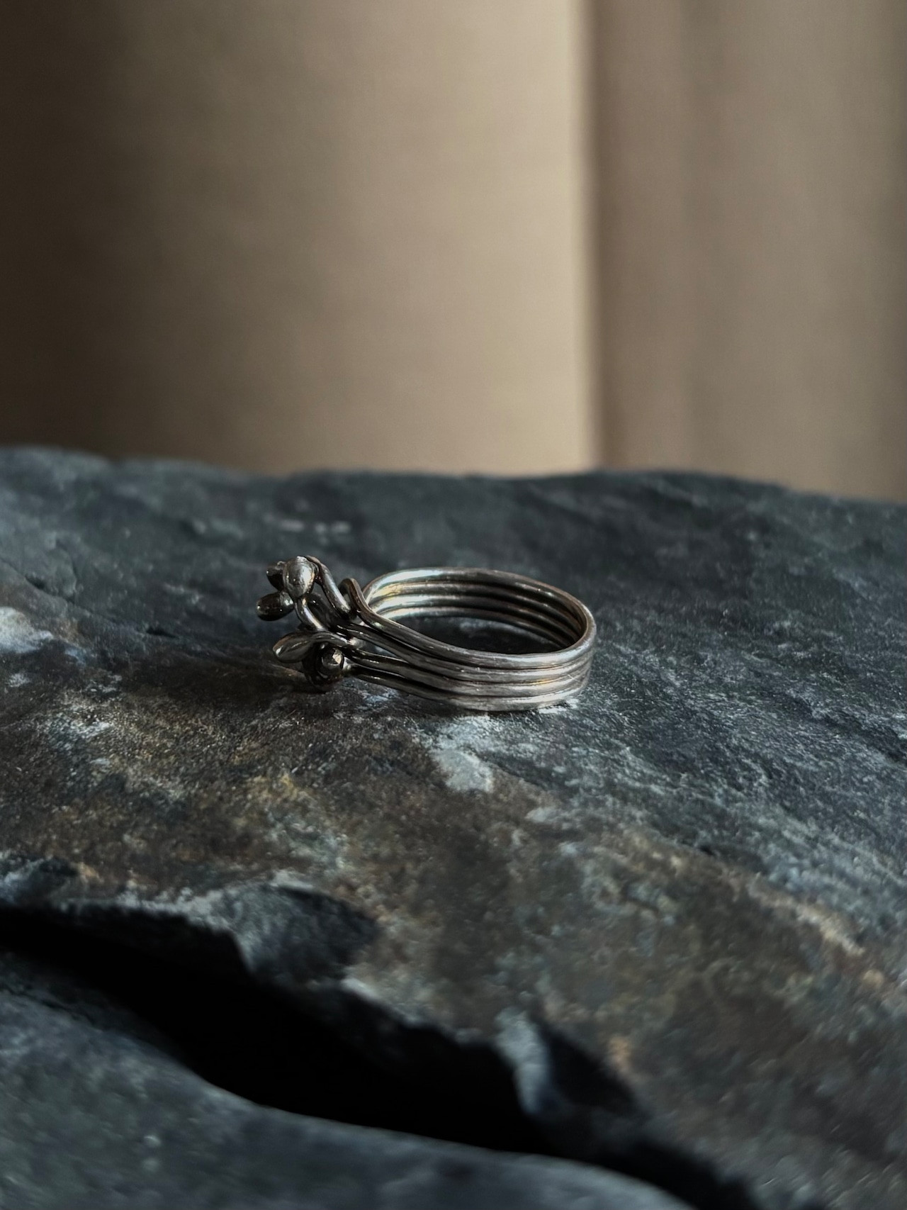 Silver ring knot flower -1-1