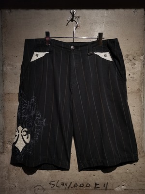 【Caka】"Affliction" Flare Motif Design Vintage Stripe Cotton Baggy Shorts