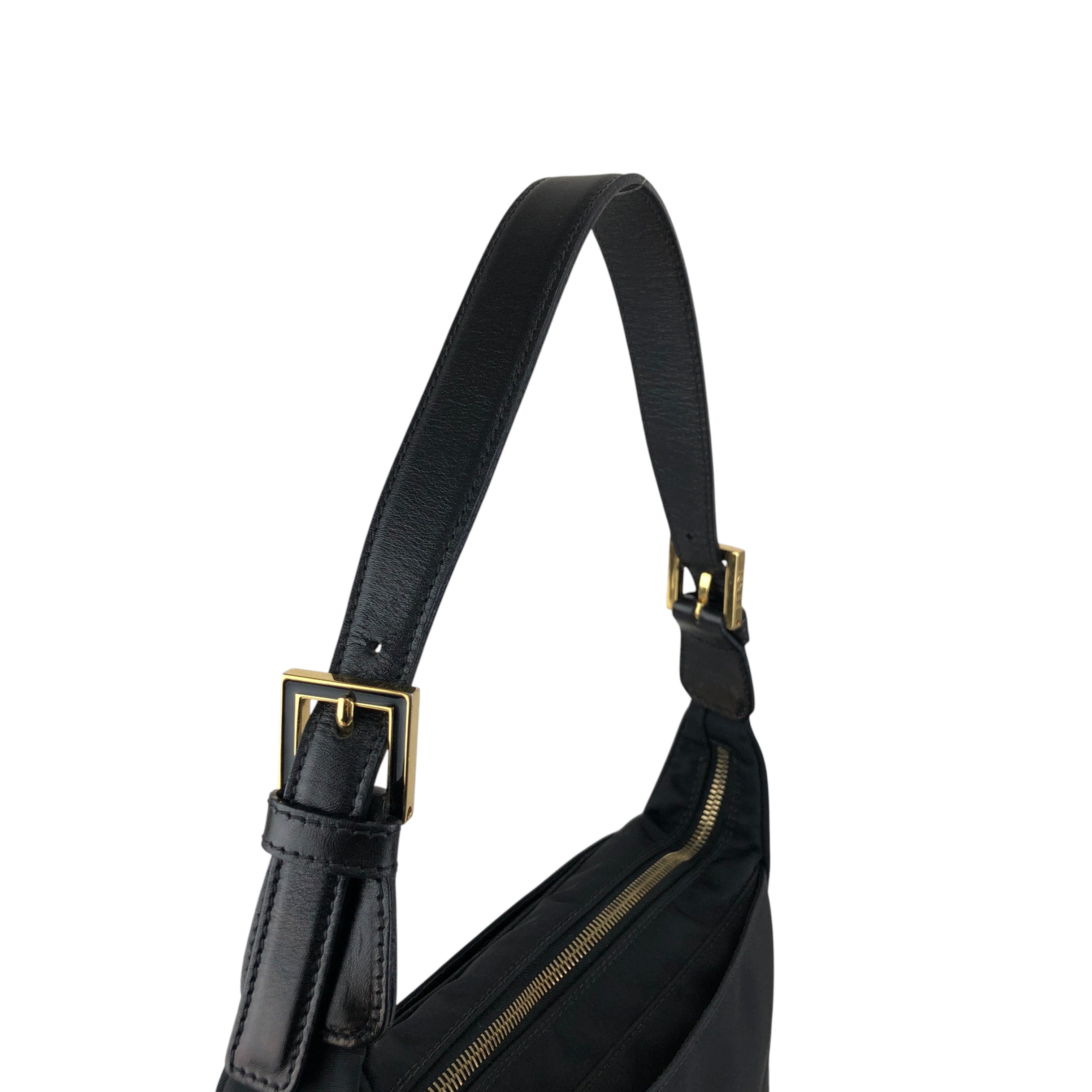 FENDI フェンディ ショルダーバッグ ブラック FF ナイロン vintage