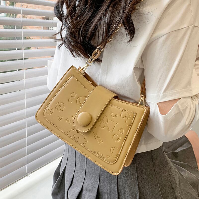 スタイルレッドシングル メッセンジャーバッグ Tiancai_Wing_Bag34972943789