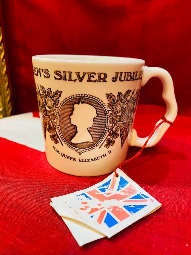 英国Vintage Silver Jubilee 1977 マグカップ