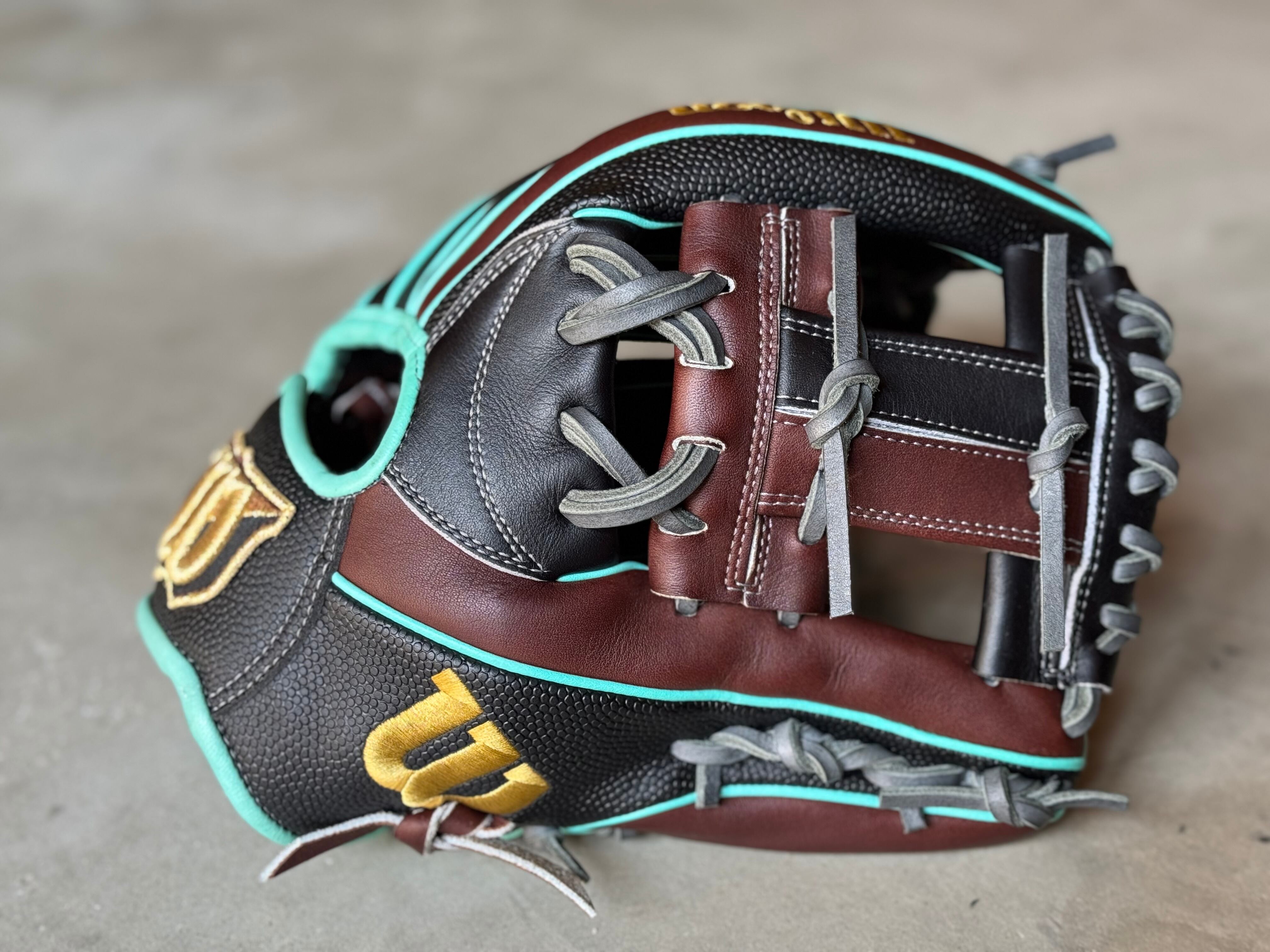 一週間のみ出品 軟式 wilson 1723 オーダー ネーム刺繍なし 小指2本 