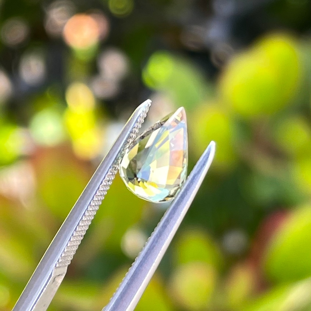 クリソベリル 8.4x5.9mm, 1.41ct タンザニア産