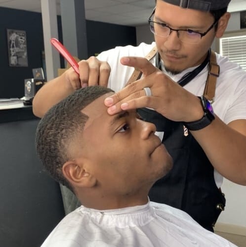 BARBER STRONG カットクロス ホワイトピンストライプ | 理容美容