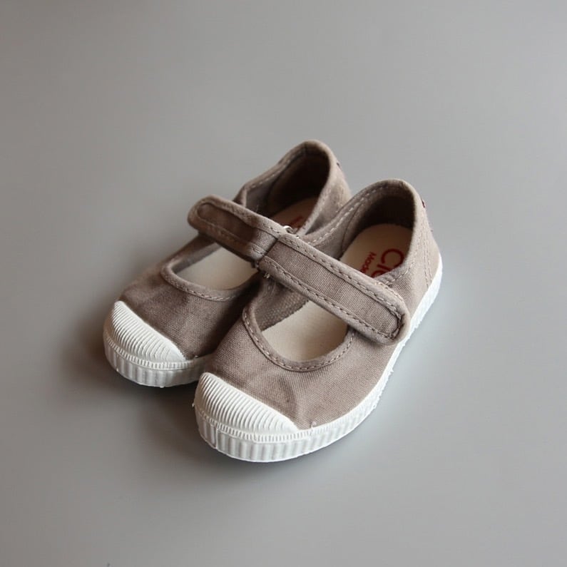 cienta(シエンタ)/ ベルクロワンストラップ / Gris Claro(ムラ染め) / 12.5cm〜18cm