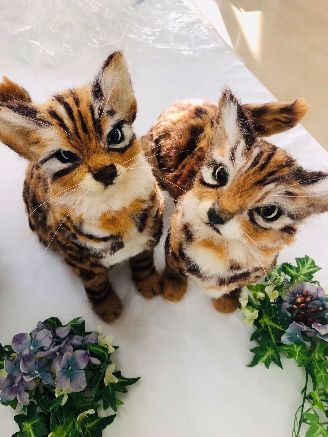 羊毛フェルトベンガル猫 | four-dimensional moon original art shop