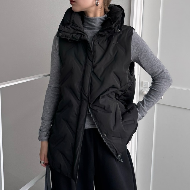 【受注予約：10月上旬入荷予定】Layered Hybrid Down Vest/black