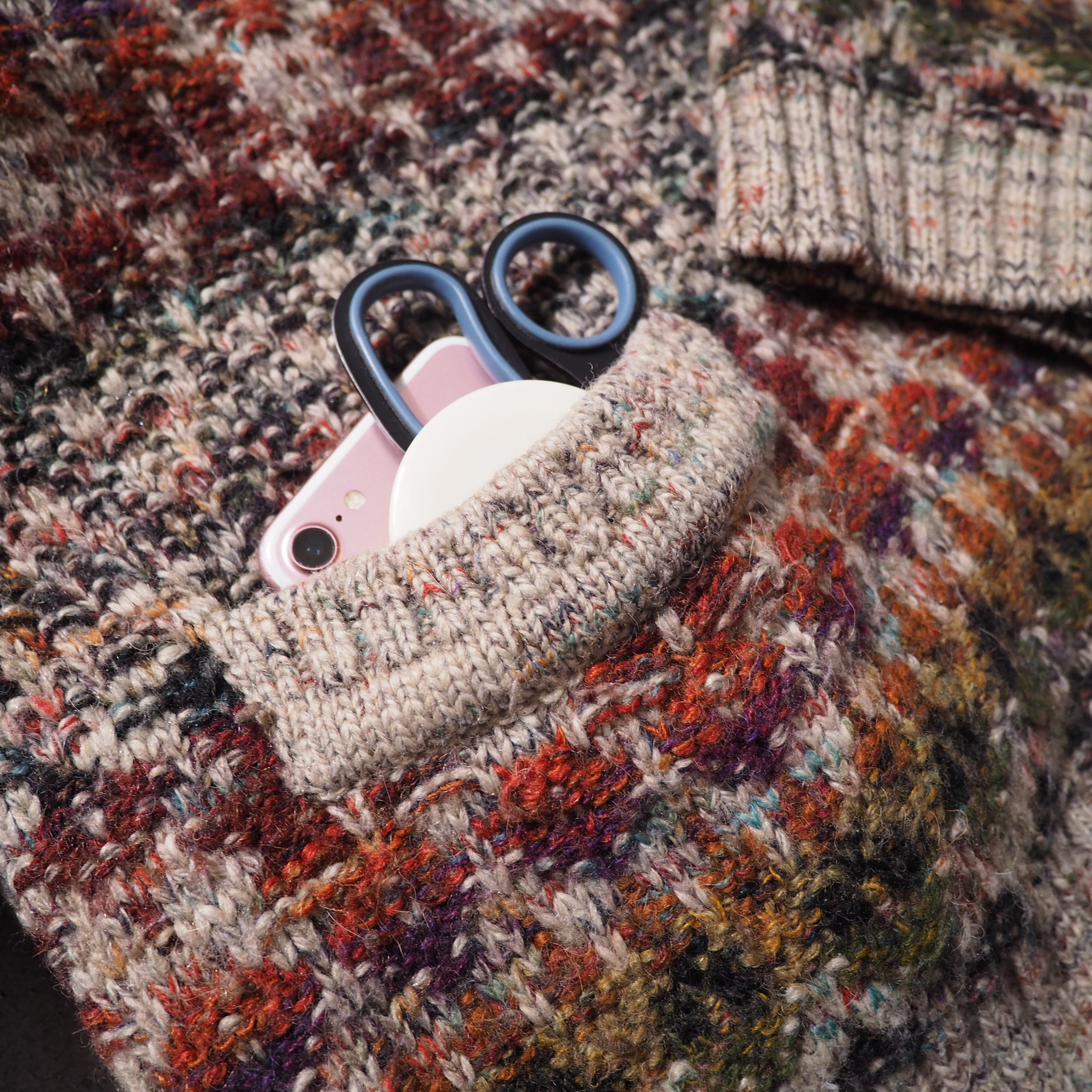 ” 極彩 ” Richly multi color plain weave vintage loose knit cardigan