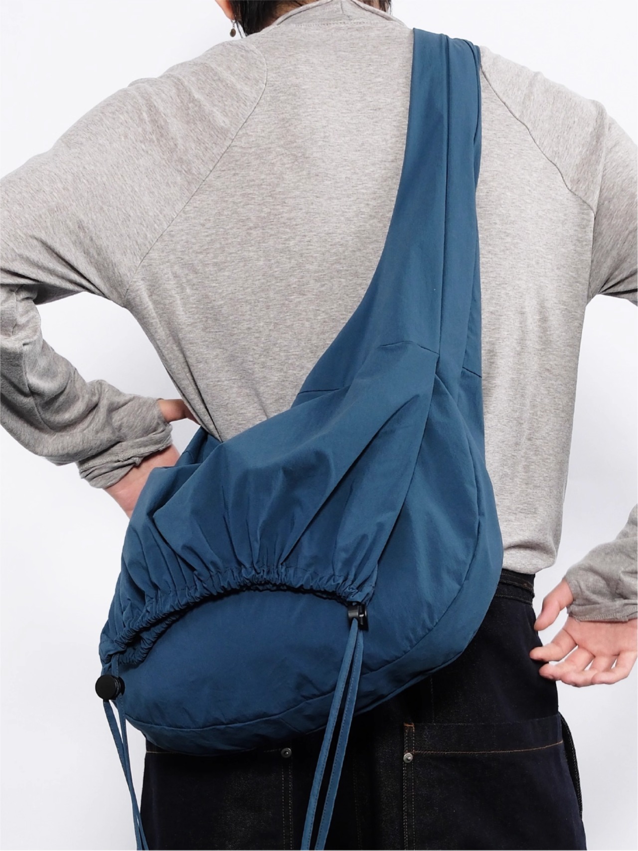 7440 37 1 Reversible Drawstring Sling Bag