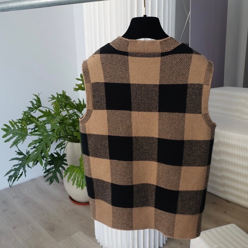 【週末限定値下】AURALEE ノースリーブニット　上代3.5万　サイズ 1 AURALEE（オーラリー）の「AURALEE / コットンノースリーブ