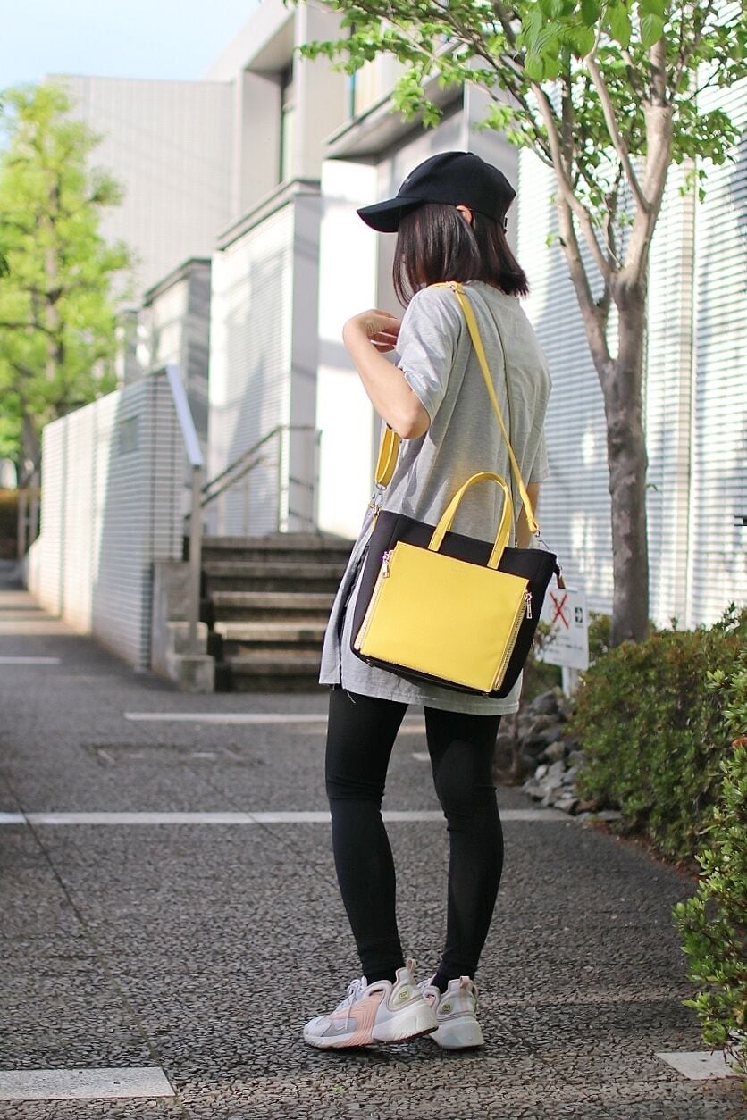 送料無料】クルアバイカラー2way隠せる痛バッグ 男女兼用 痛包 이타백