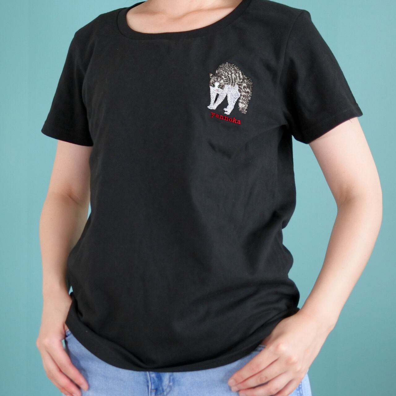 【サバ白猫】やんのかステップTシャツ(白・黒)