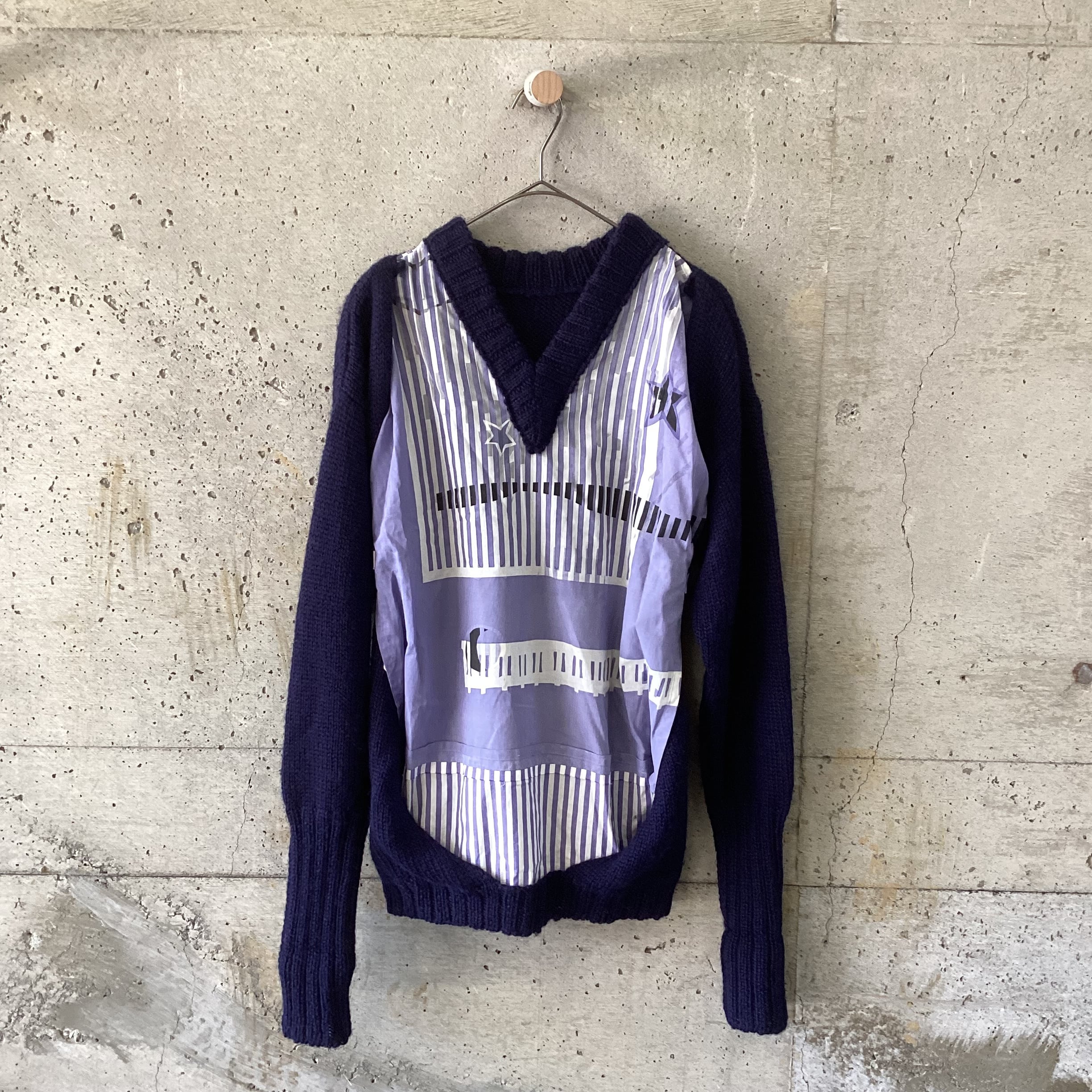 Front-opening docking knit